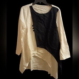 Black and Cream sz 1X (Please check measurements)Lagenlook Asymmetrical Tunic